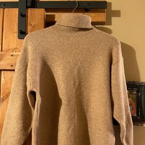 H&M oversized wool camel turtleneck pullover